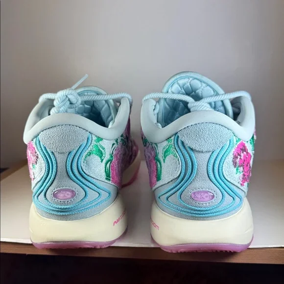 Nike LeBron 21 PRM Pearl of Z Size 13.5 Men’s Sneakers Grandmas Couch Pack
